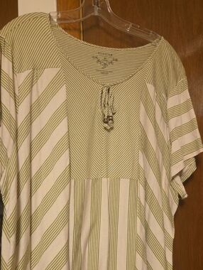 Sonoma Olive and Cream Striped Short Sleeve Tunic
